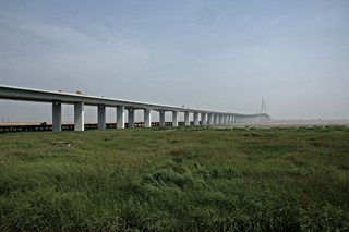 Hangzhou_Bay_Bridge_ABA_1360_AK1