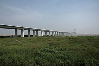 Hangzhou_Bay_Bridge_ABA_1360_AK1